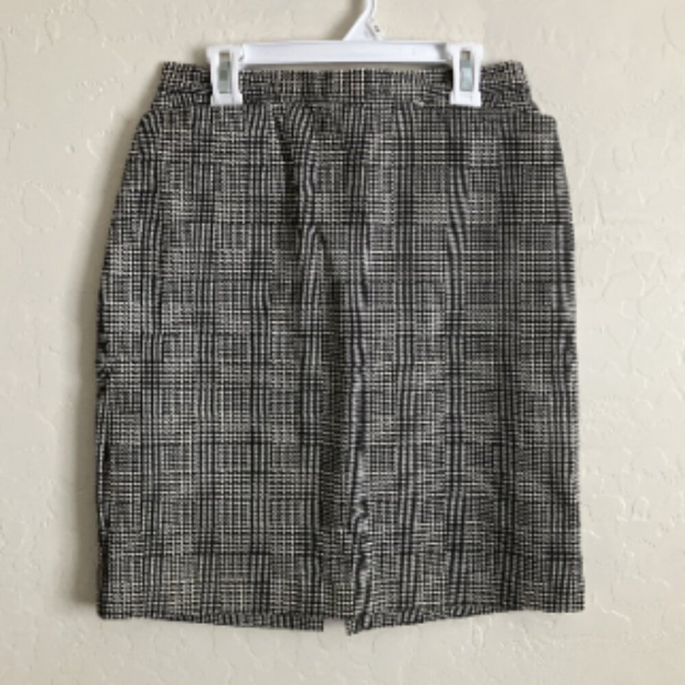 Vintage Skirt Womens 8 Black Plaid Check Pencil Career Runs Very Small Waist 26